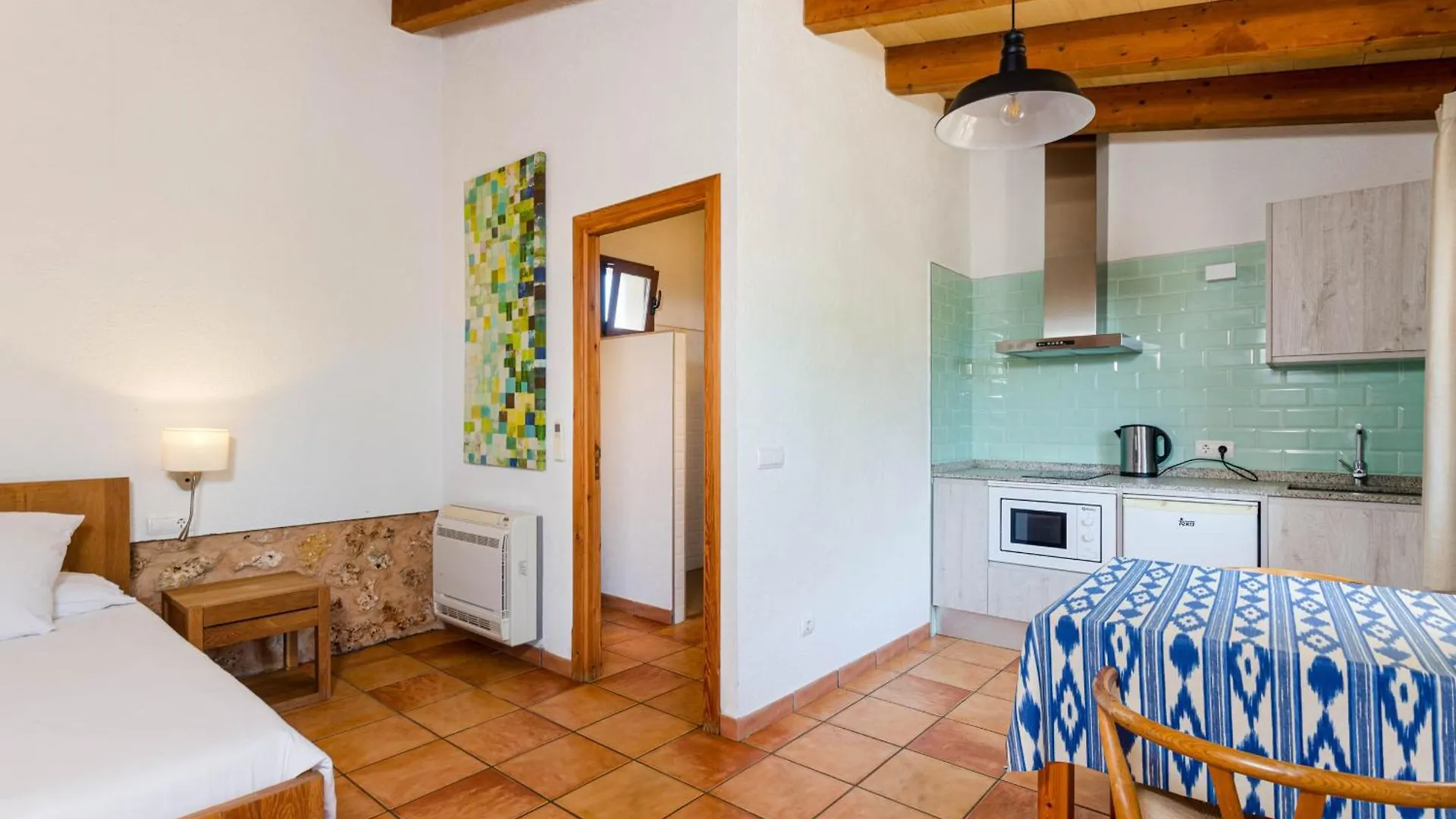 Yourhouse Agroturismo Can Porreti La Conillera リョレート・デ・ビスタレグレ 0*,  スペイン